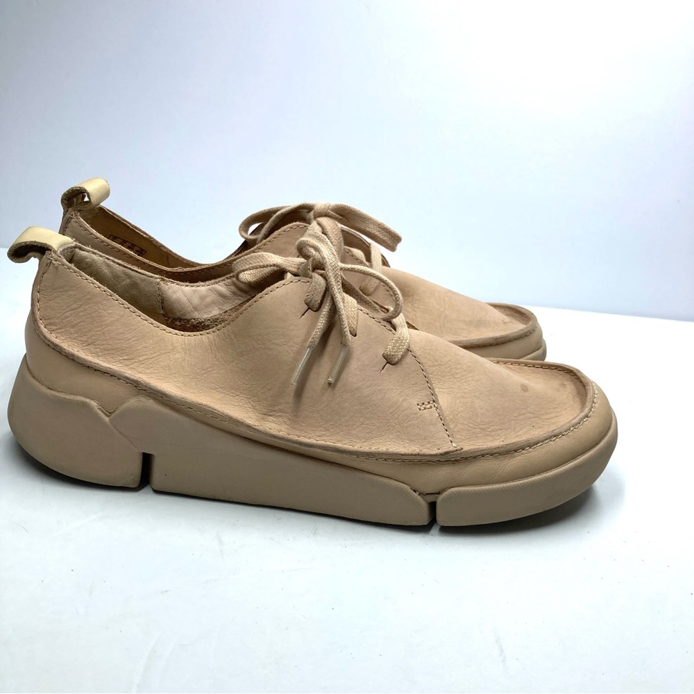 Clarks Women's Trigenic Leather Sneakers Shoes 8.5 M Flex Nude Nubuck Casual - Picture 3 of 15